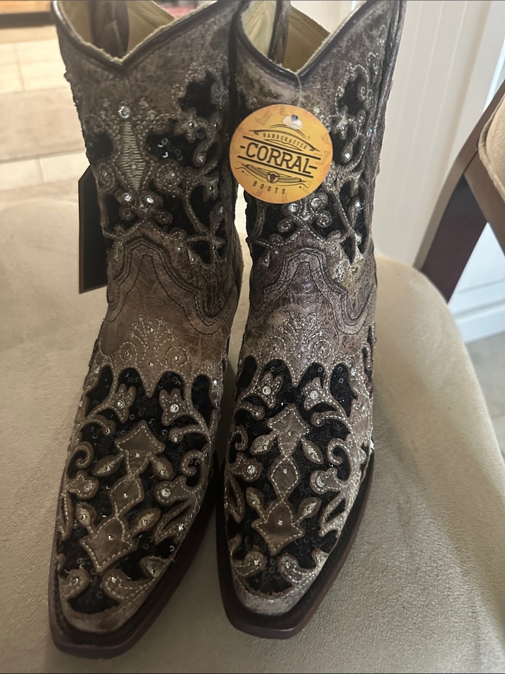 CORRAL GLITTER INLAY FLORAL OVERLAY WITH CRYSTALS & STUDS BROWN COWBOY BOOT